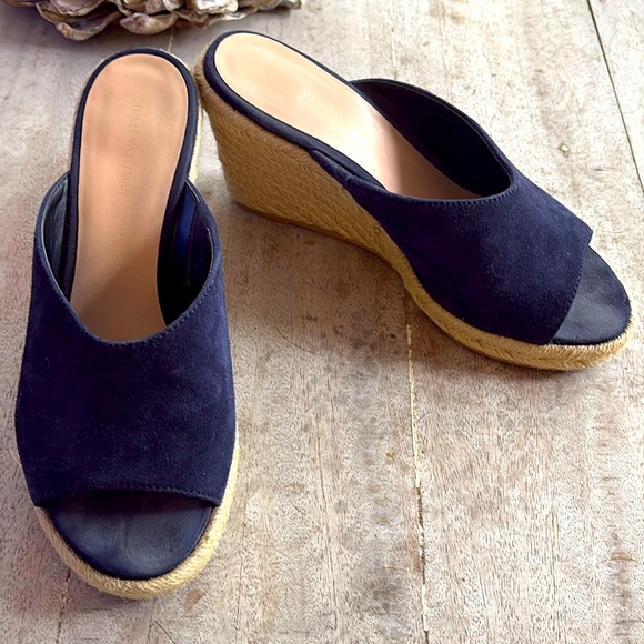 Wedge sandal - Picture 1 of 3